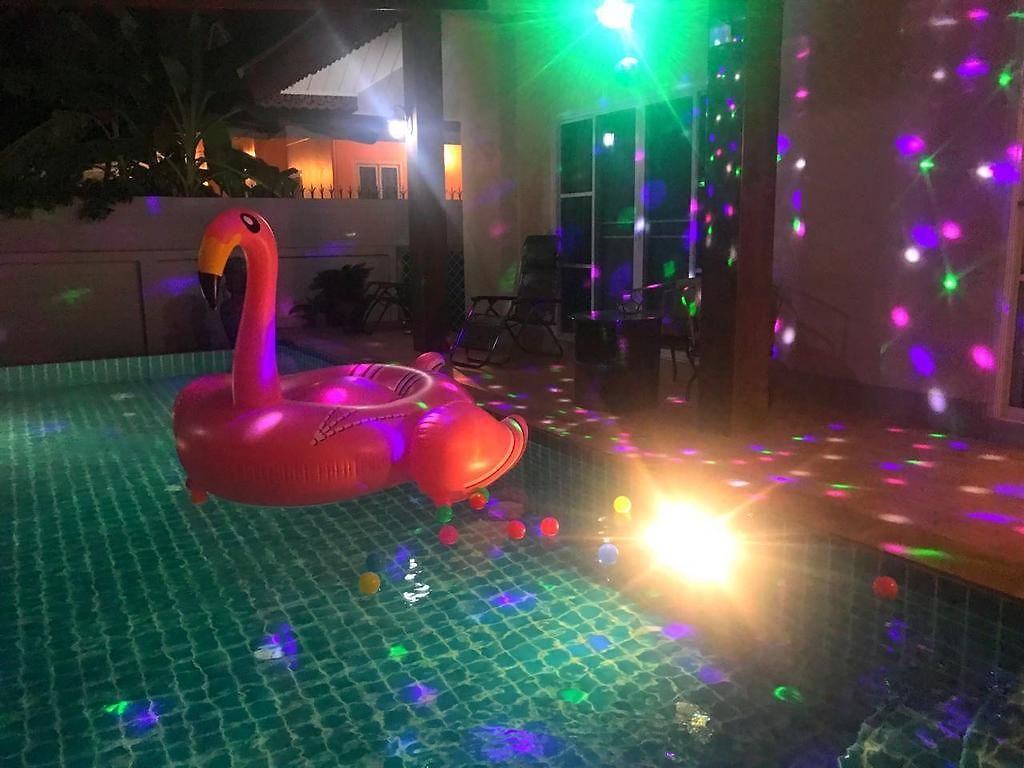 Nina Pool Guest house Pattaya