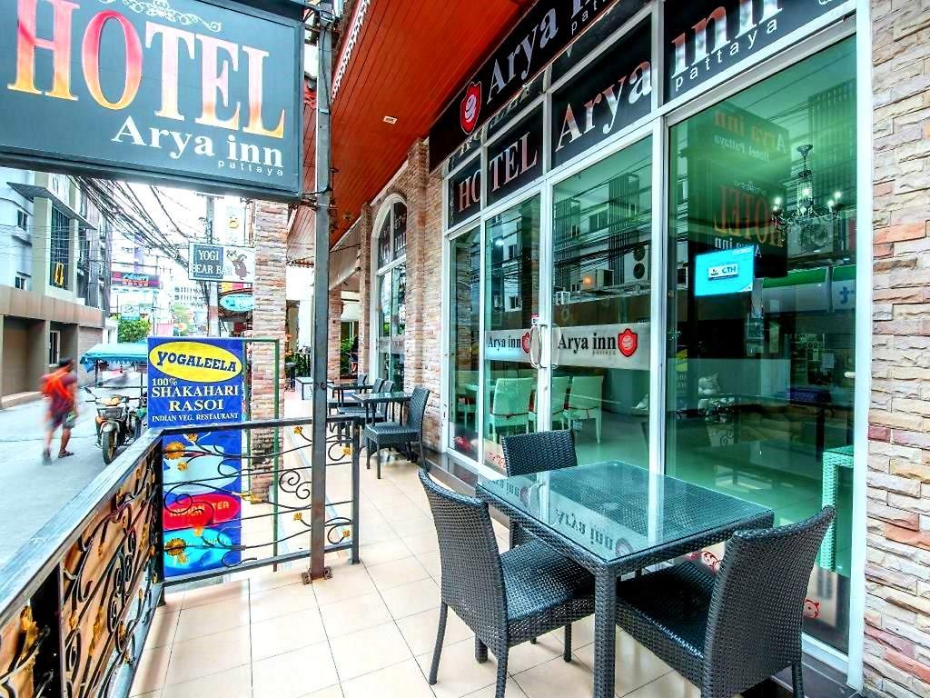 Hotel Arya