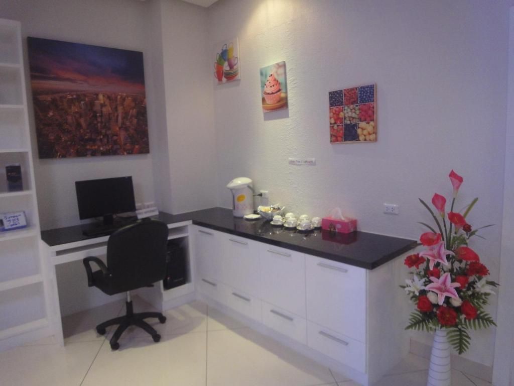 อพาร์ตโฮเทล Vtsix Service At View Talay 6 Pattaya
