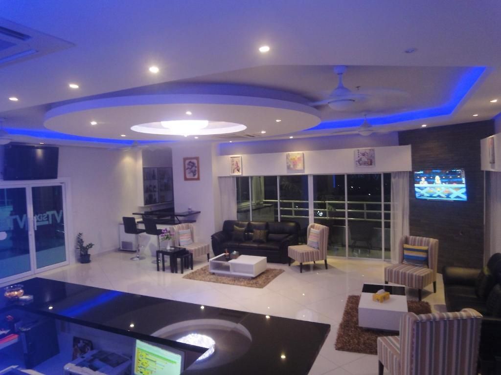 อพาร์ตโฮเทล Vtsix Service At View Talay 6 3*