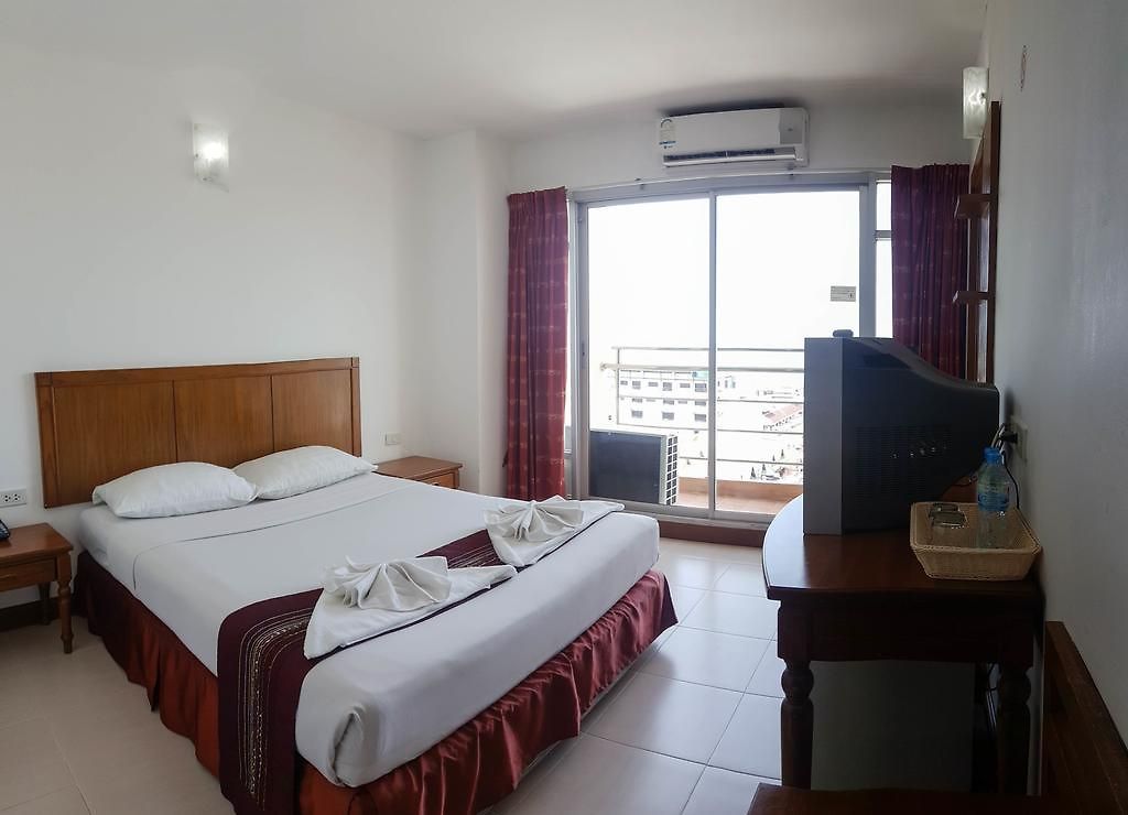 Eastiny Seven โรงแรม Pattaya