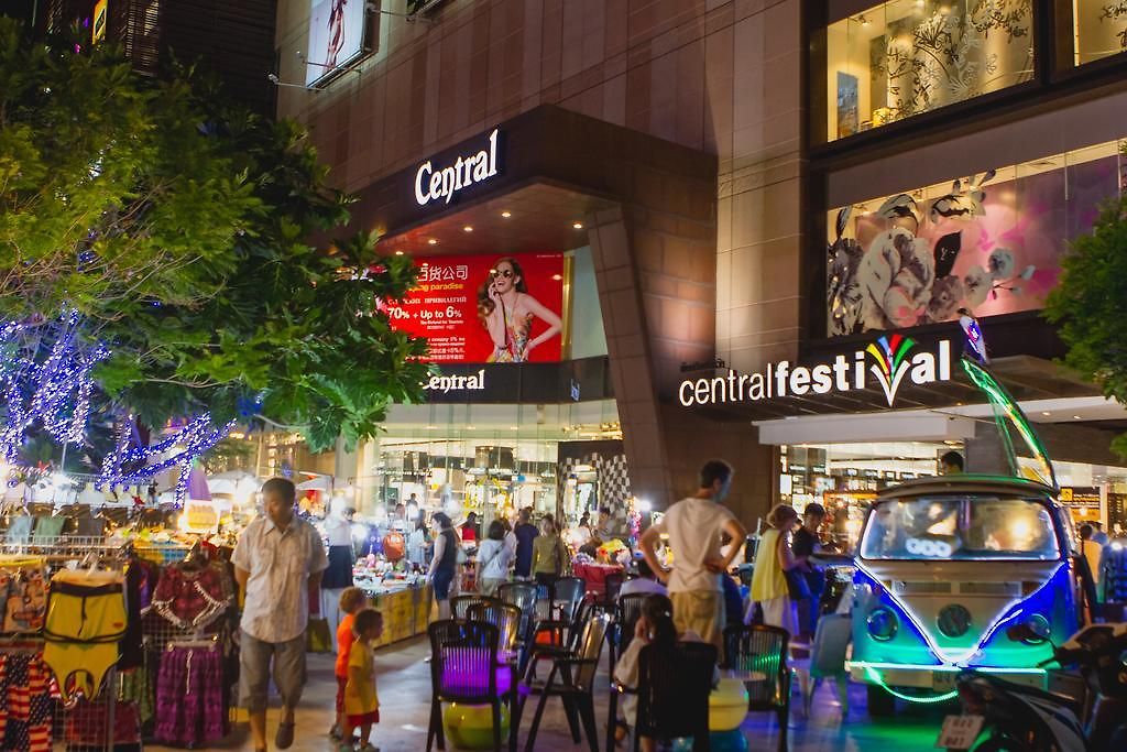 โรงแรมอีสท์ตินี่ โรงแรม 3*