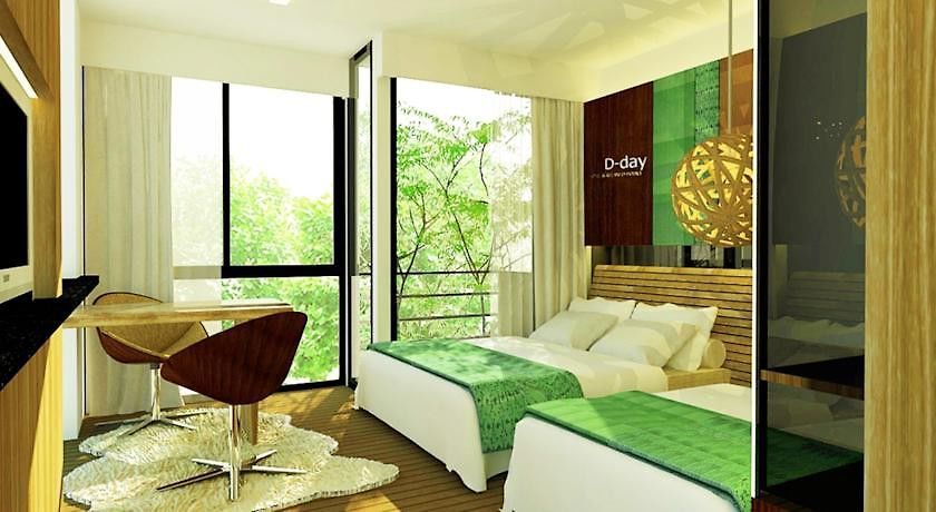 โรงแรม Oyo 143 Dday Resotel 4*