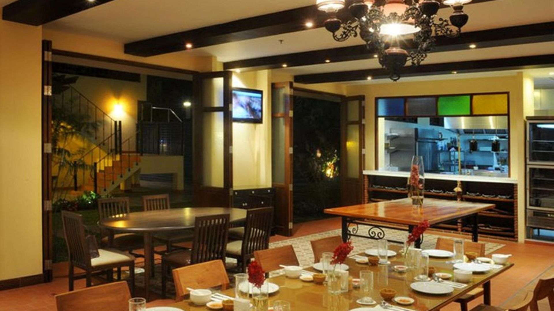 โรงแรม บ้านคุณนาย