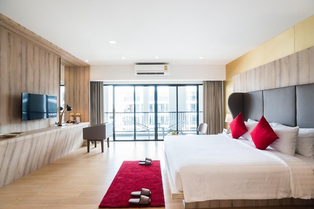 J Inspired โรงแรม 4*