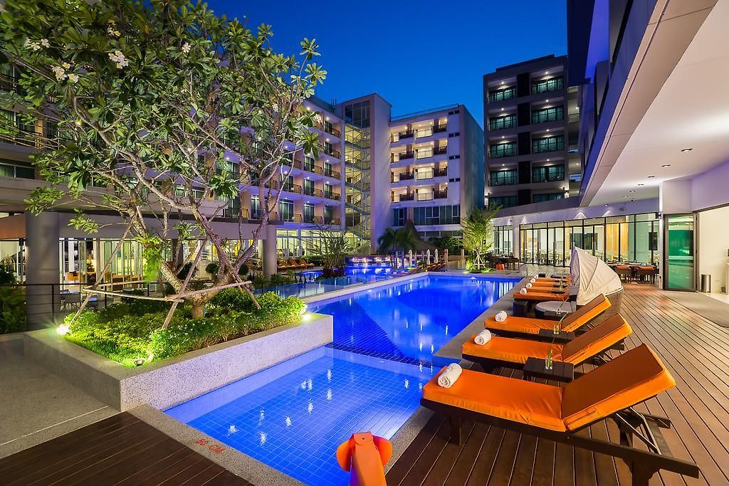 โรงแรม J Inspired 4*