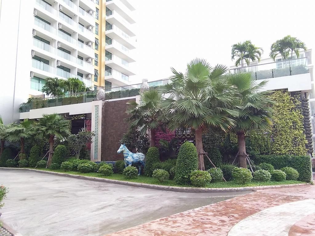 Peak Tower In Phatumnak อพาร์ทเม้น *