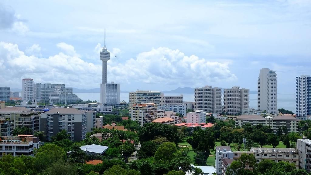 Peak Tower In Phatumnak อพาร์ทเม้น