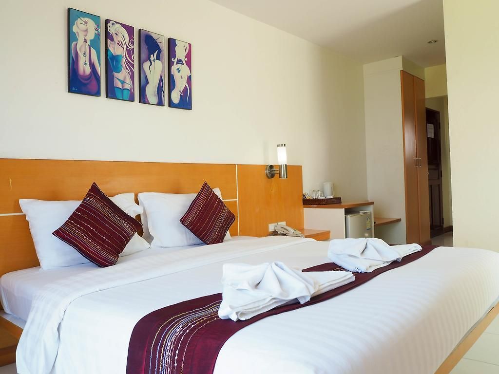 Hotel Eastiny Seven Pattaya