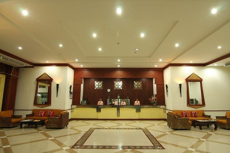 Eastiny โรงแรม 4*