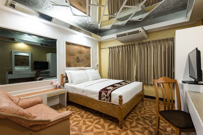 โรงแรม Seashore