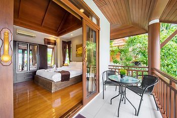 Hotel Green Pool