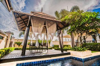 Green Pool Hotel