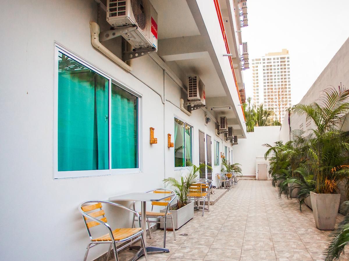 Apollo 2* Pattaya