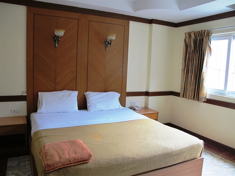 โรงแรม P72