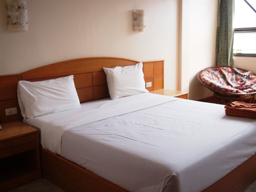 โรงแรม P72 2*