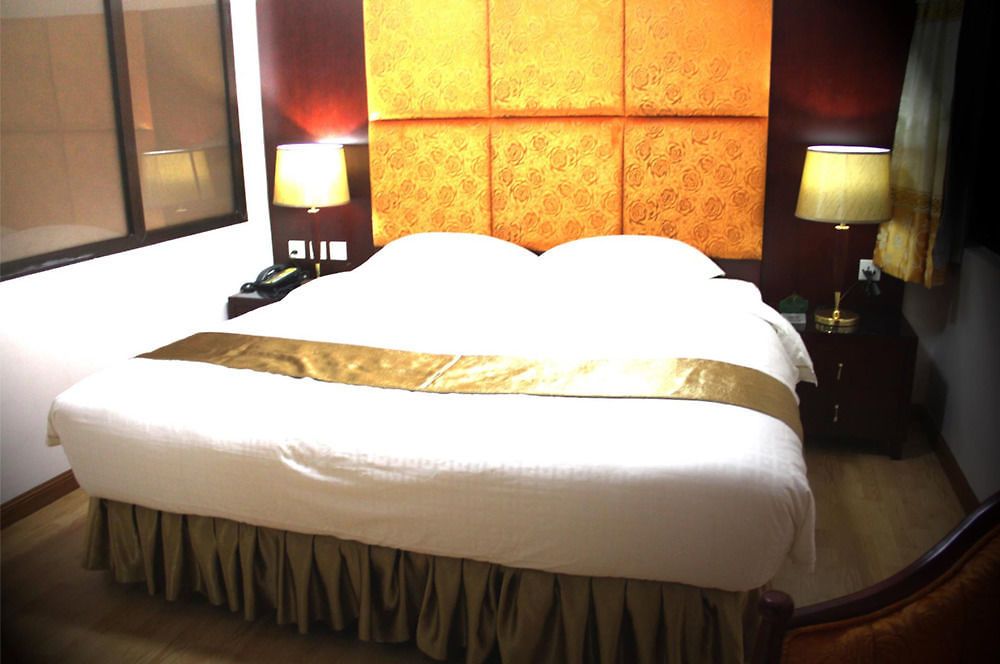 โรงแรม เดอะ พรีวี่ สวีทส์ Pattaya
