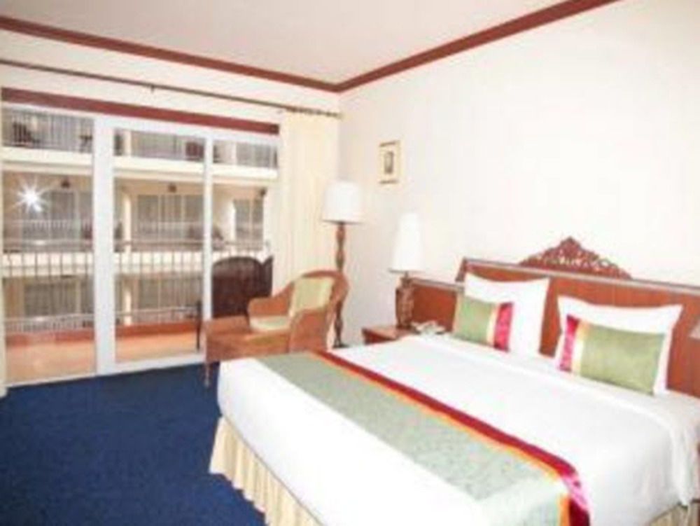 Sabai Sabana โรงแรม 4*