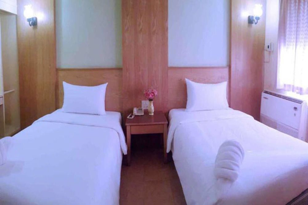 โรงแรม พัทยา แอท ไนน์