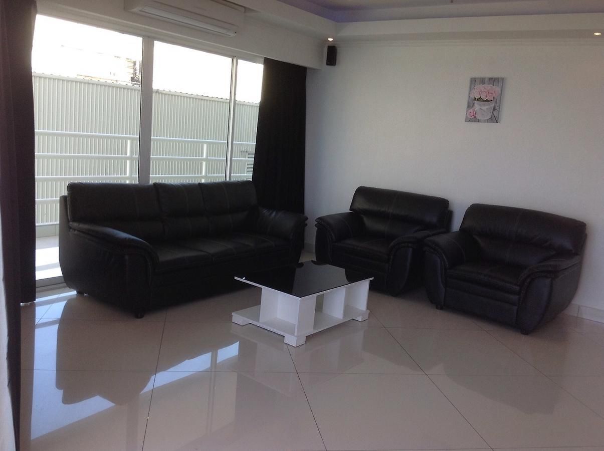 อพาร์ตโฮเทล Vtsix Service At View Talay 6 Pattaya