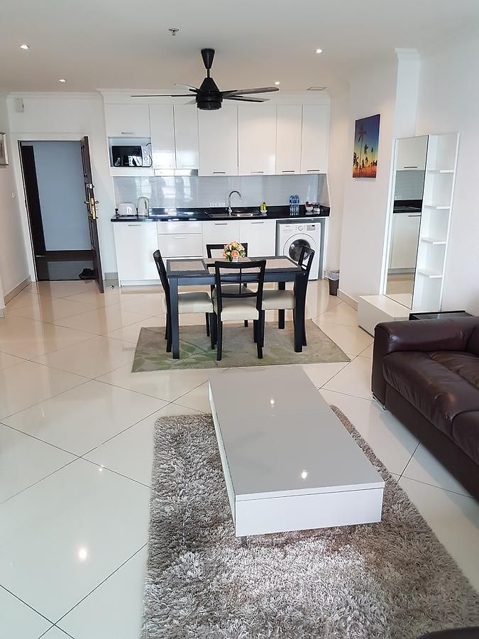 Vtsix Service At View Talay 6 Pattaya