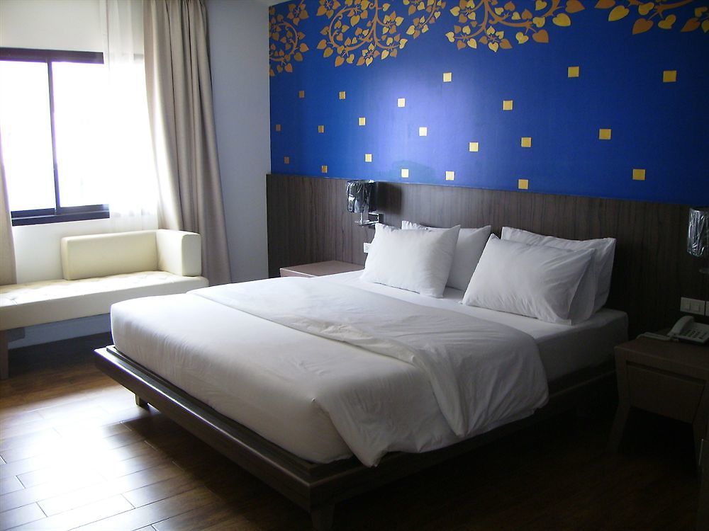 โรงแรม เทวัญ จอมเทียน พัทยา 4*