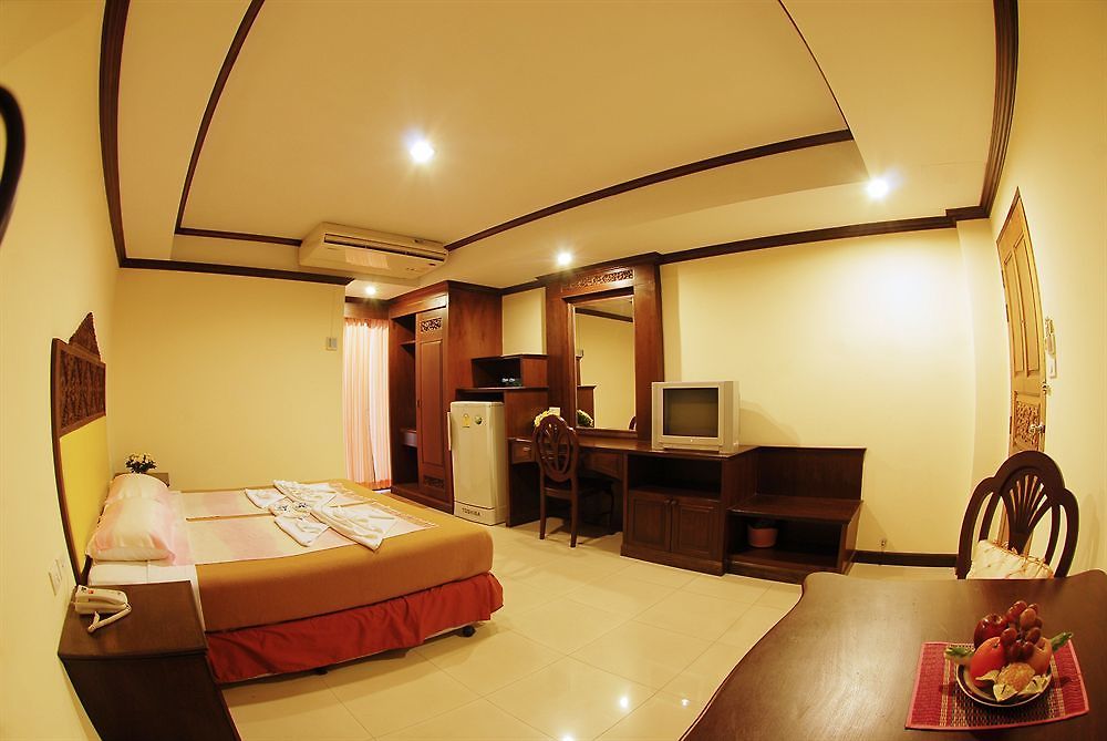 Golden โรงแรม 2*