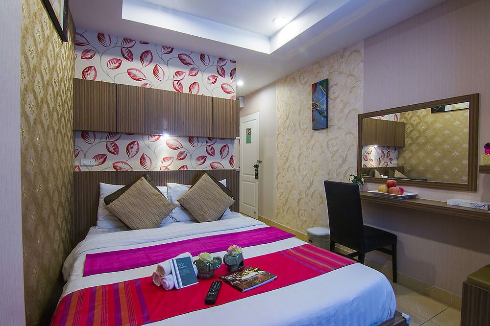 Oyo 146 Rivana Boutique By Sandara โรงแรม 3*