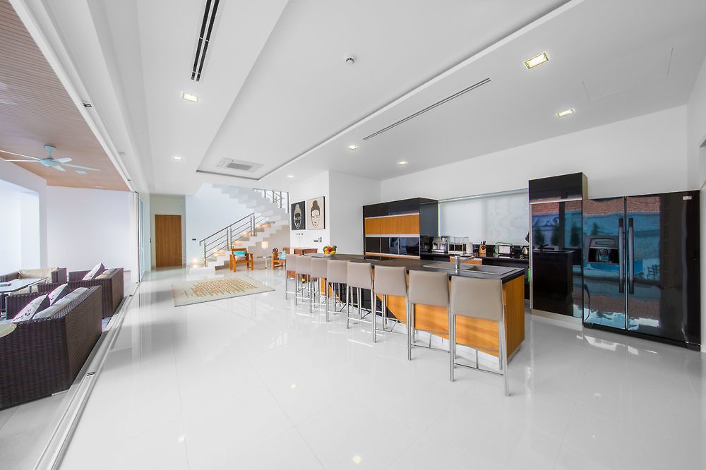 โรงแรม In