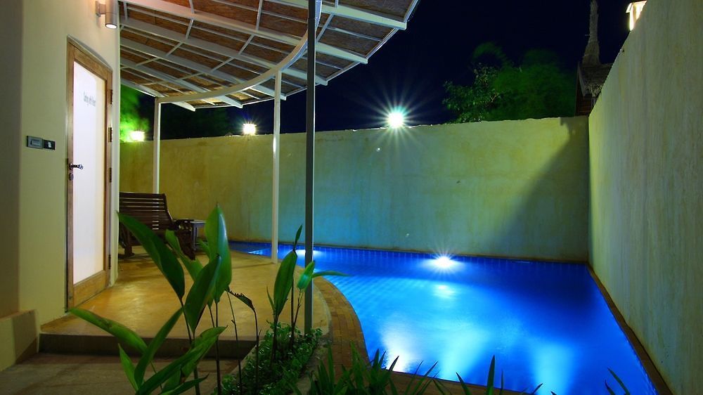 โรงแรม ชิค ชิลล์ แอท เอราวาณา พูล วิลลา พัทยา 4*