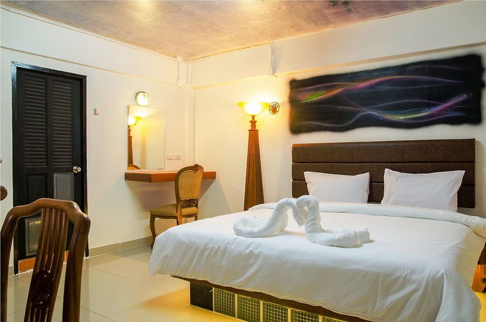 โรงแรม Khunsri Art Boutique 3*