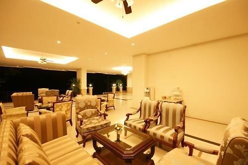 Lk Premier โรงแรม