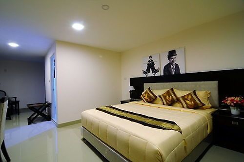 Chaplin โรงแรม 3*
