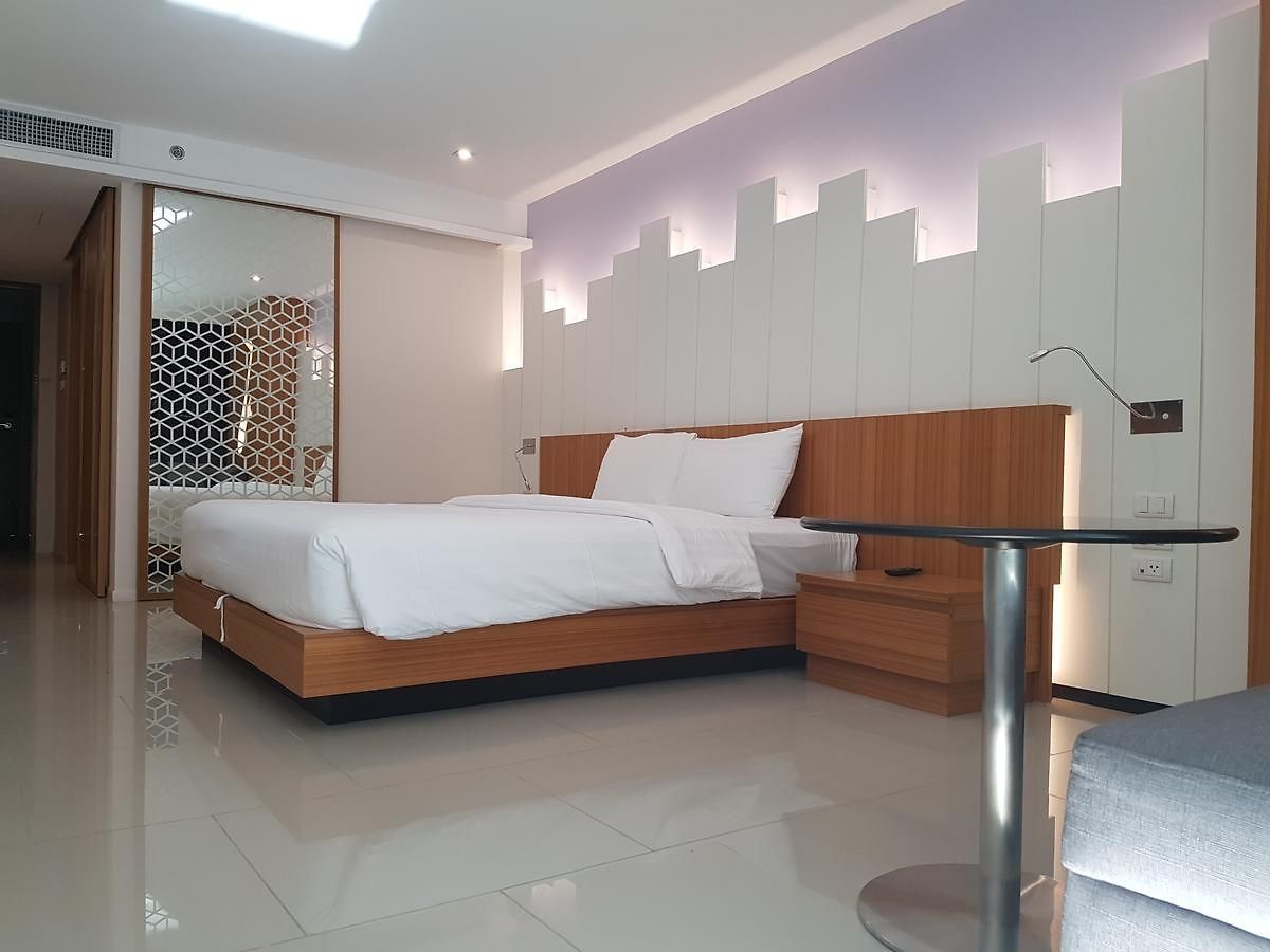 The Whisper โรงแรม Pattaya