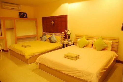 โรงแรม Baan Im Em