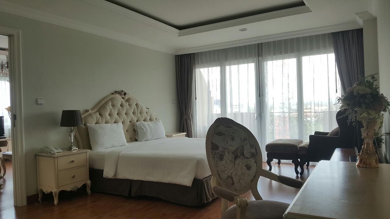 โรงแรม Lk Noble