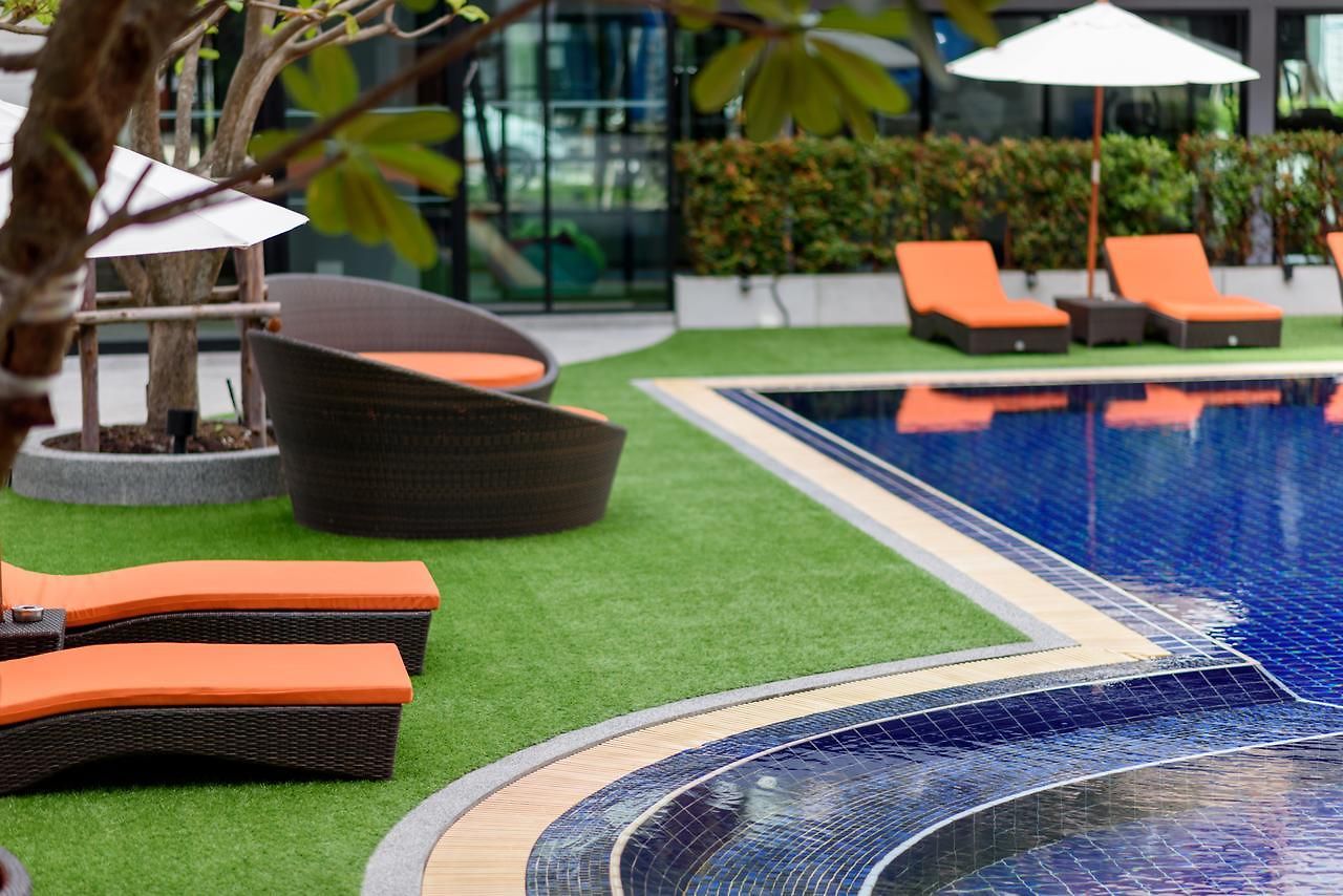 โรงแรม Fx
