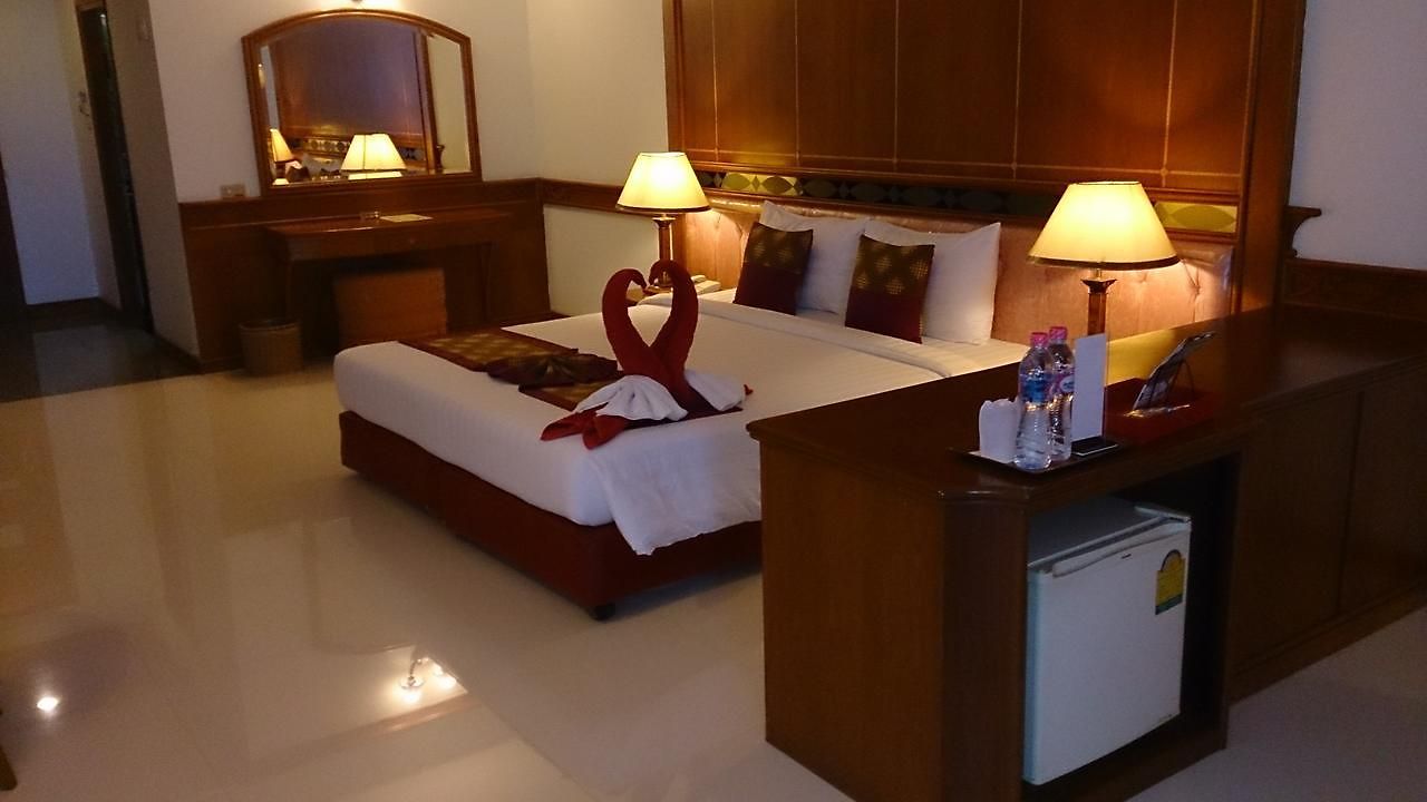 โรงแรม โรงแรมคาเมลอท