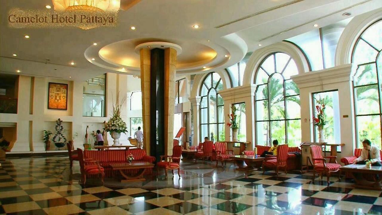 โรงแรม โรงแรมคาเมลอท Pattaya