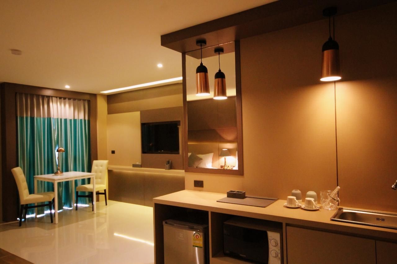Republic โรงแรม 3*