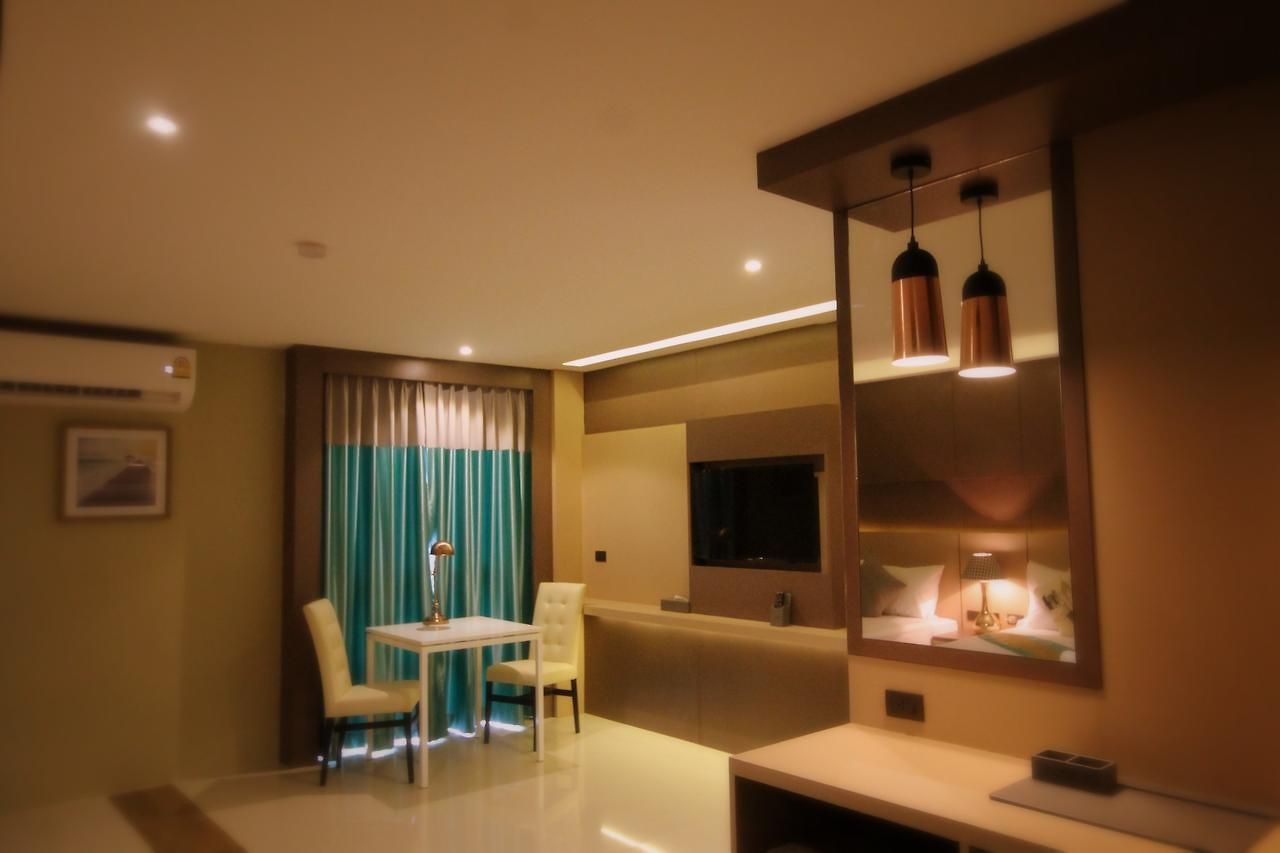 โรงแรม Republic