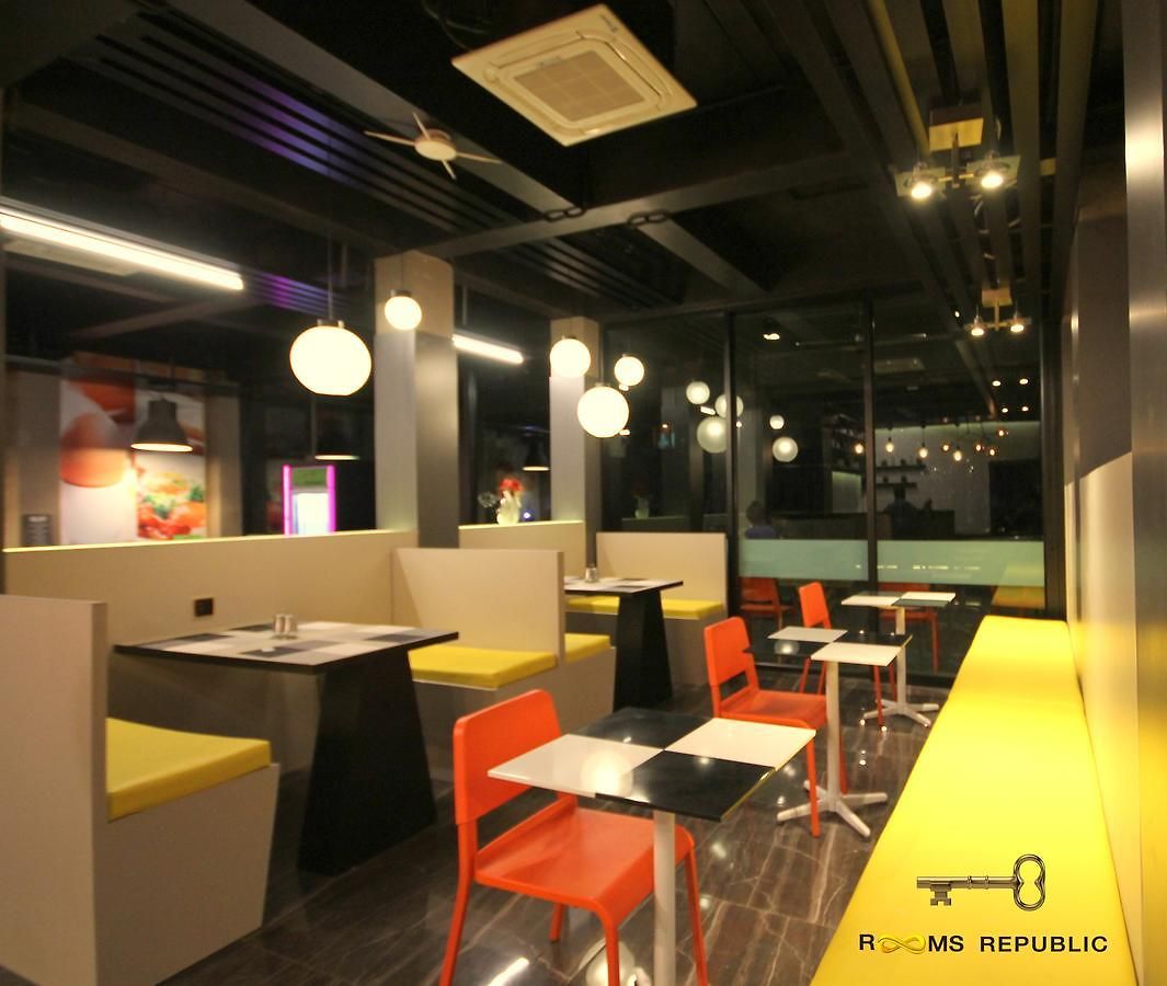 Republic โรงแรม