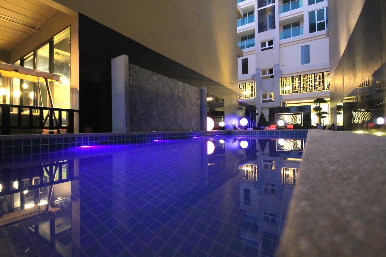 โรงแรม Republic 3*