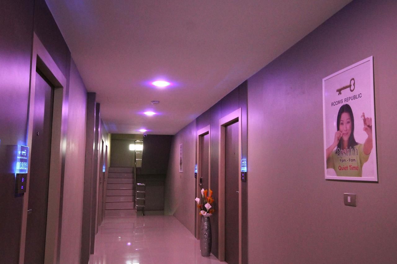 Republic โรงแรม