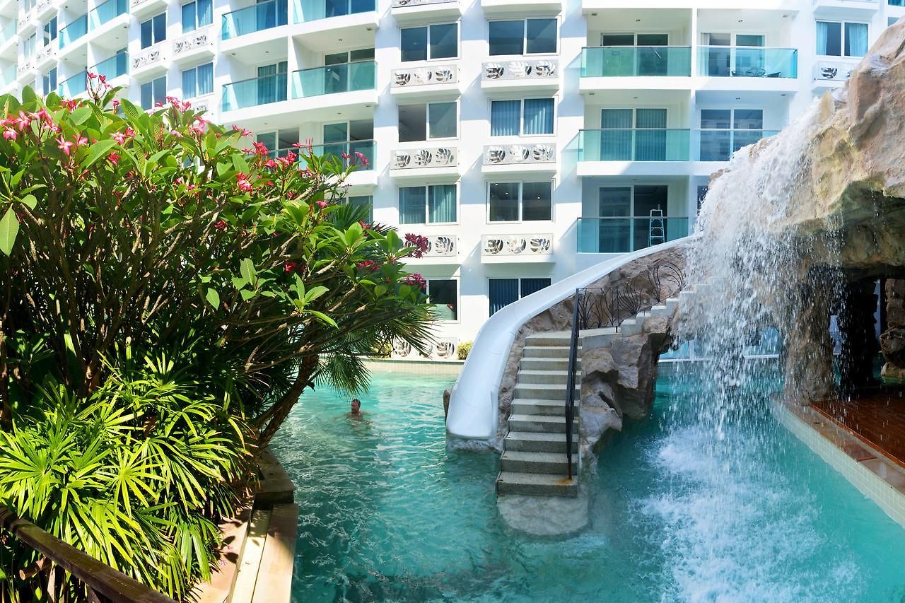 Amazon Jomtien อพาร์ทเม้น *