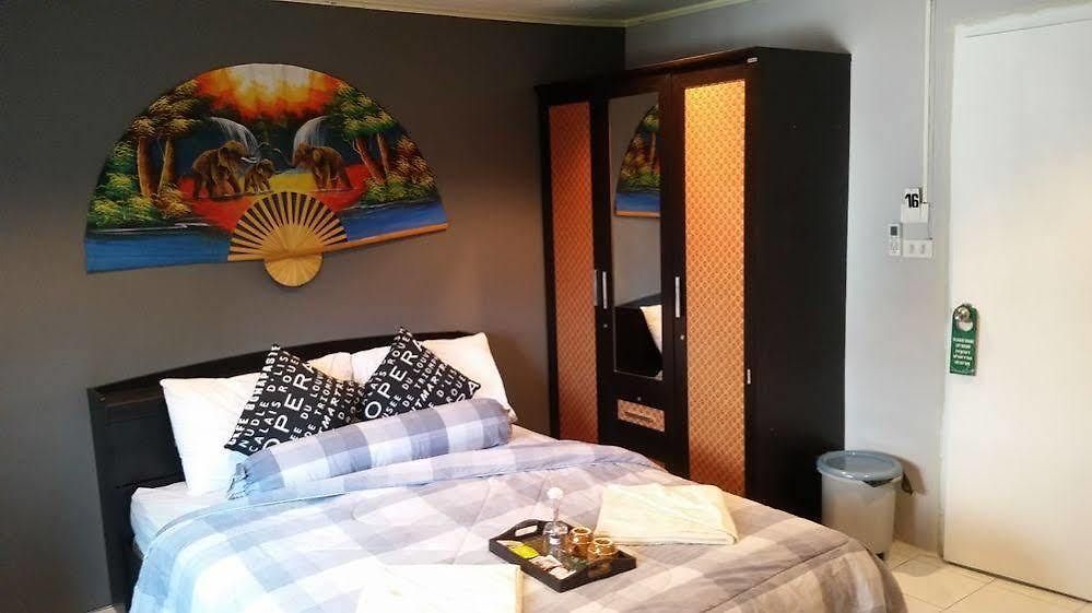 Hotel Nemos And Massage