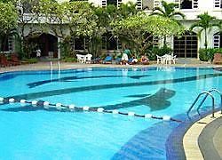 รายัล ทวินส์ พาเลซ 4*