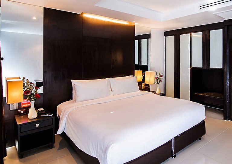 โรงแรม โฮเท็ล ซีเล็คชั่น พัทยา Pattaya