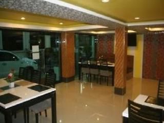 โรงแรม สตาร์ เรสซิเดนส์ โฮเทล 2*