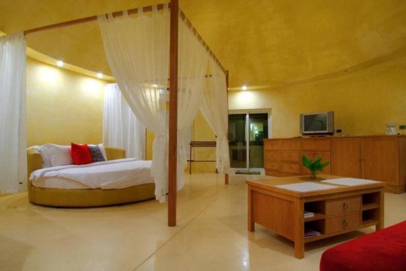 รีสอร์ท Chic+ Chill @eravana Pattaya